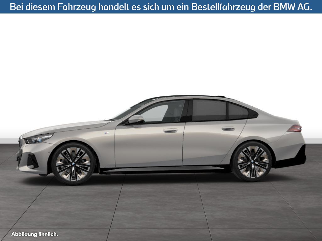 Fahrzeugabbildung BMW 520i Limousine