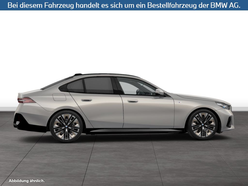 Fahrzeugabbildung BMW 520i Limousine