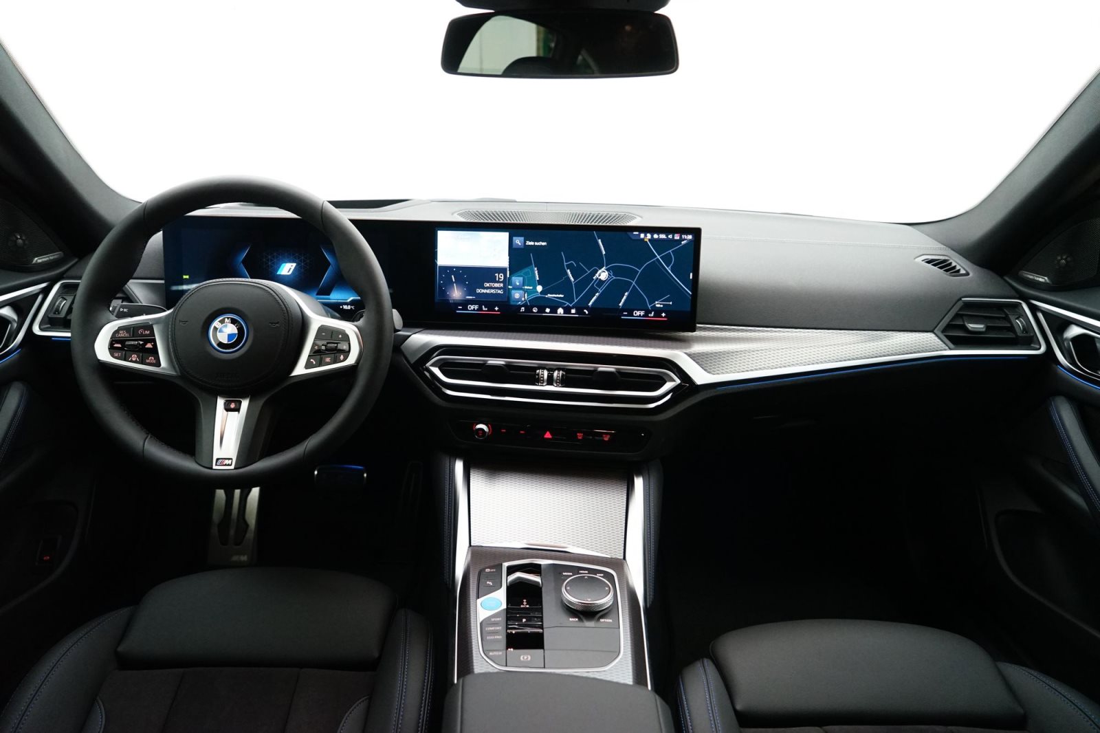 Fahrzeugabbildung BMW i4 eDrive40 Gran Coupé [M Sport, LC Prof., AHK]