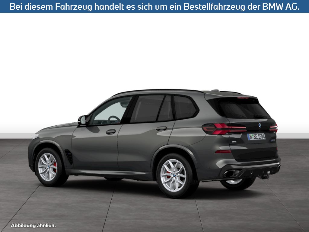 Fahrzeugabbildung BMW X5 M60i xDrive