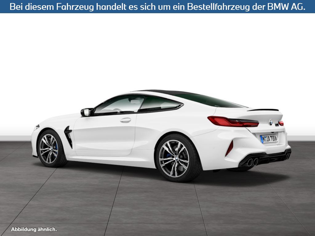 Fahrzeugabbildung BMW M8 Coupé