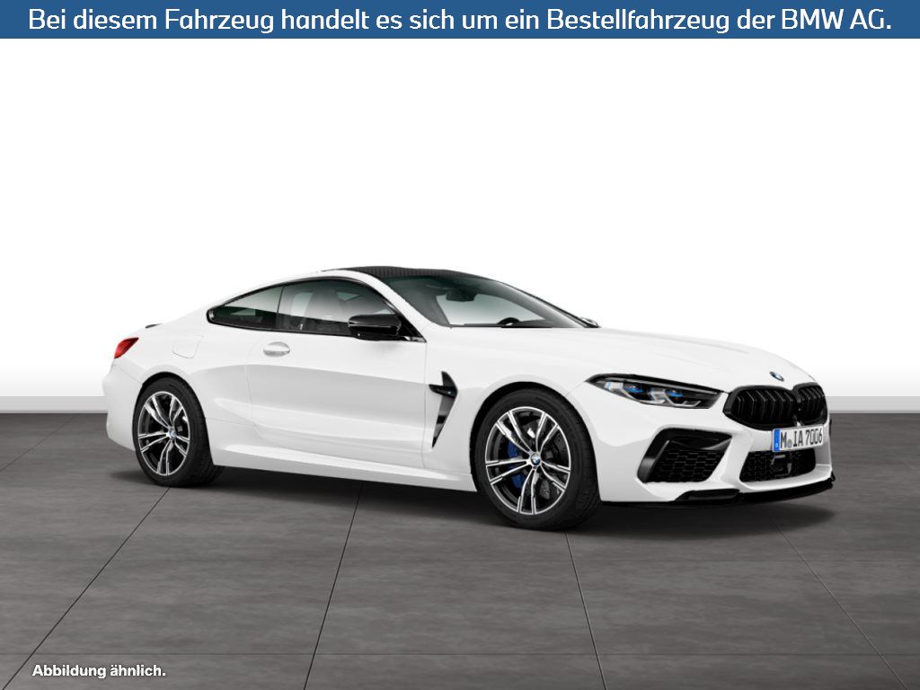 Fahrzeugabbildung BMW M8 Coupé