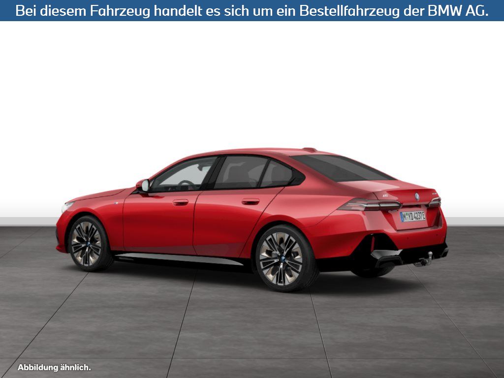 Fahrzeugabbildung BMW i5 eDrive40 Limousine