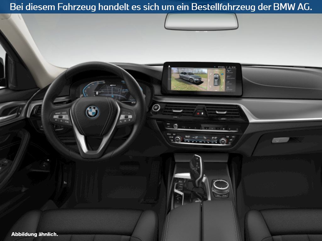 Fahrzeugabbildung BMW 530e Touring