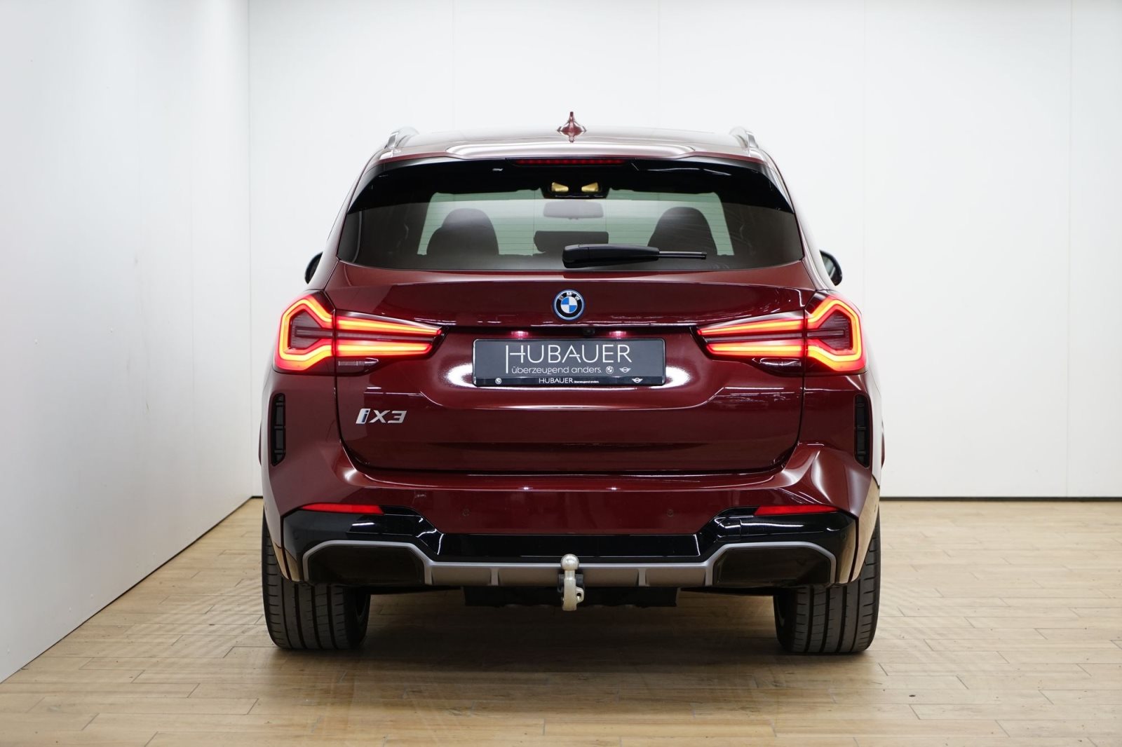 Fahrzeugabbildung BMW iX3 [Impressive, M Sport, LC Prof., Laser, AHK]