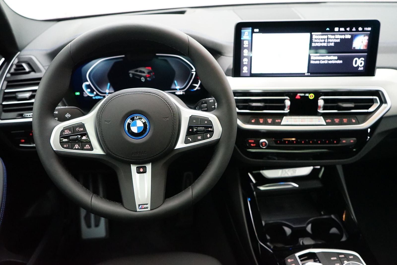 Fahrzeugabbildung BMW iX3 [Impressive, M Sport, LC Prof., Laser, AHK]