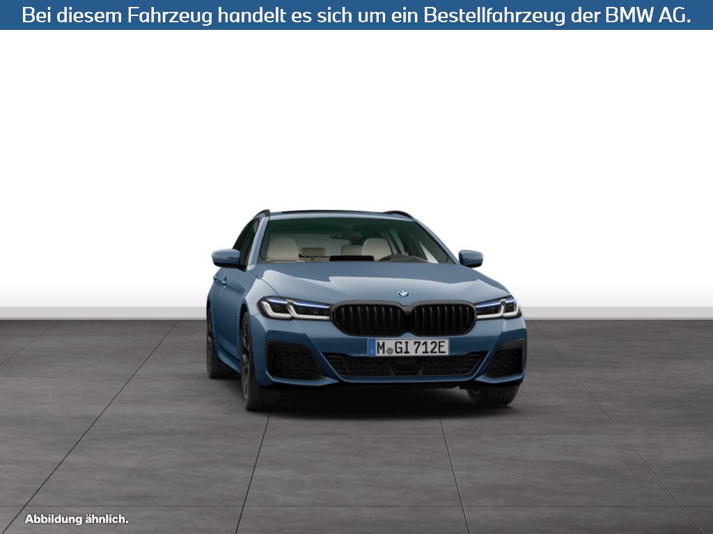 Fahrzeugabbildung BMW 530e Touring