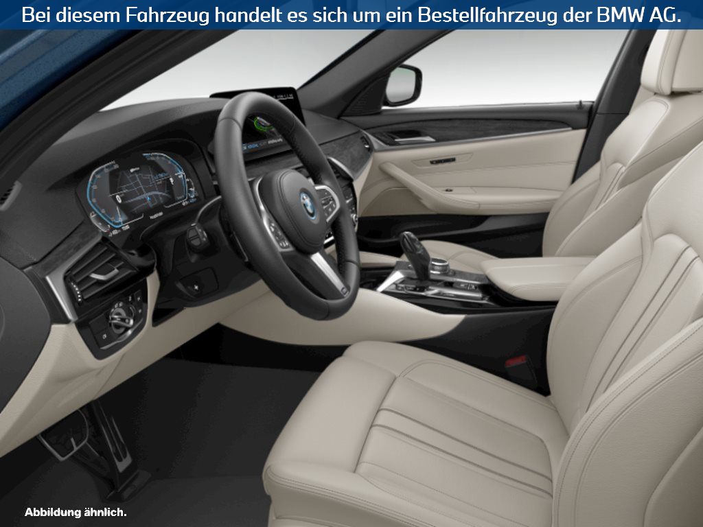 Fahrzeugabbildung BMW 530e Touring