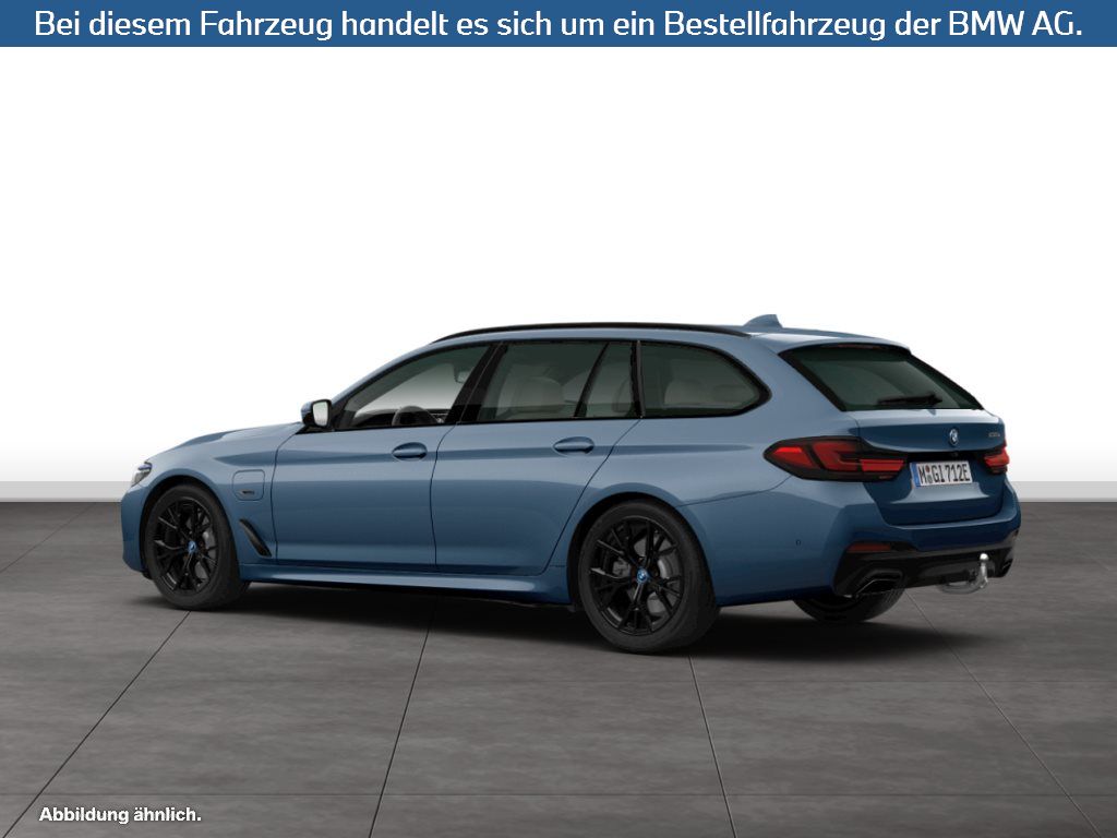 Fahrzeugabbildung BMW 530e Touring