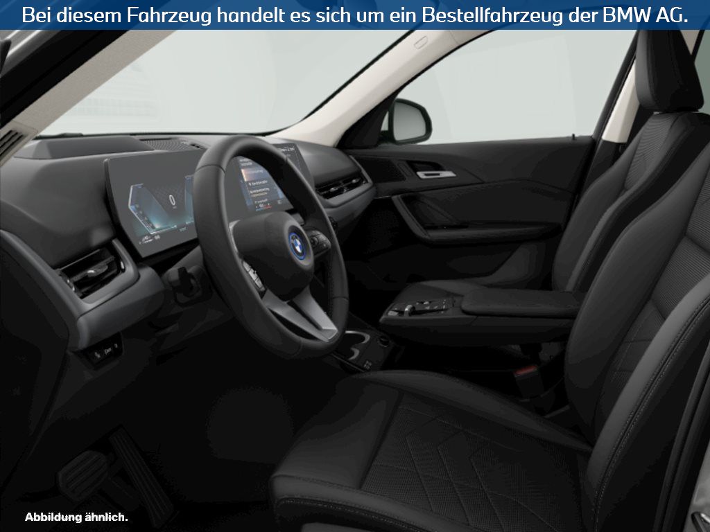 Fahrzeugabbildung BMW X1 xDrive25e