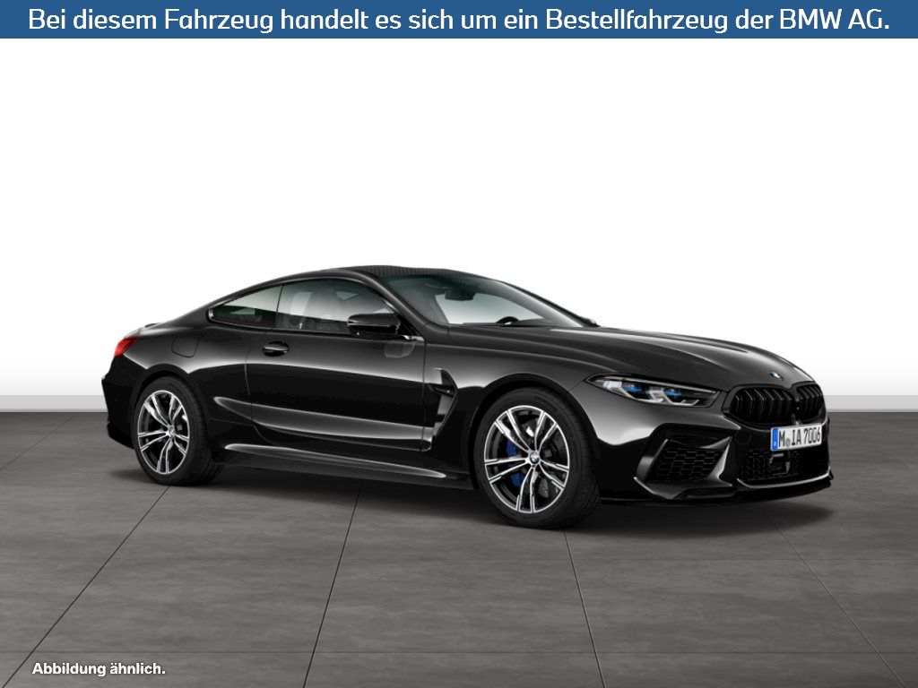 Fahrzeugabbildung BMW M8 Coupé