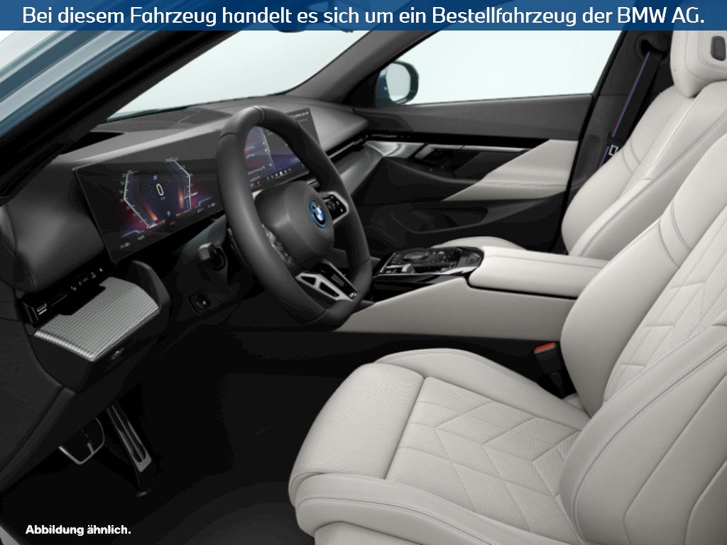 Fahrzeugabbildung BMW i5 eDrive40 Limousine