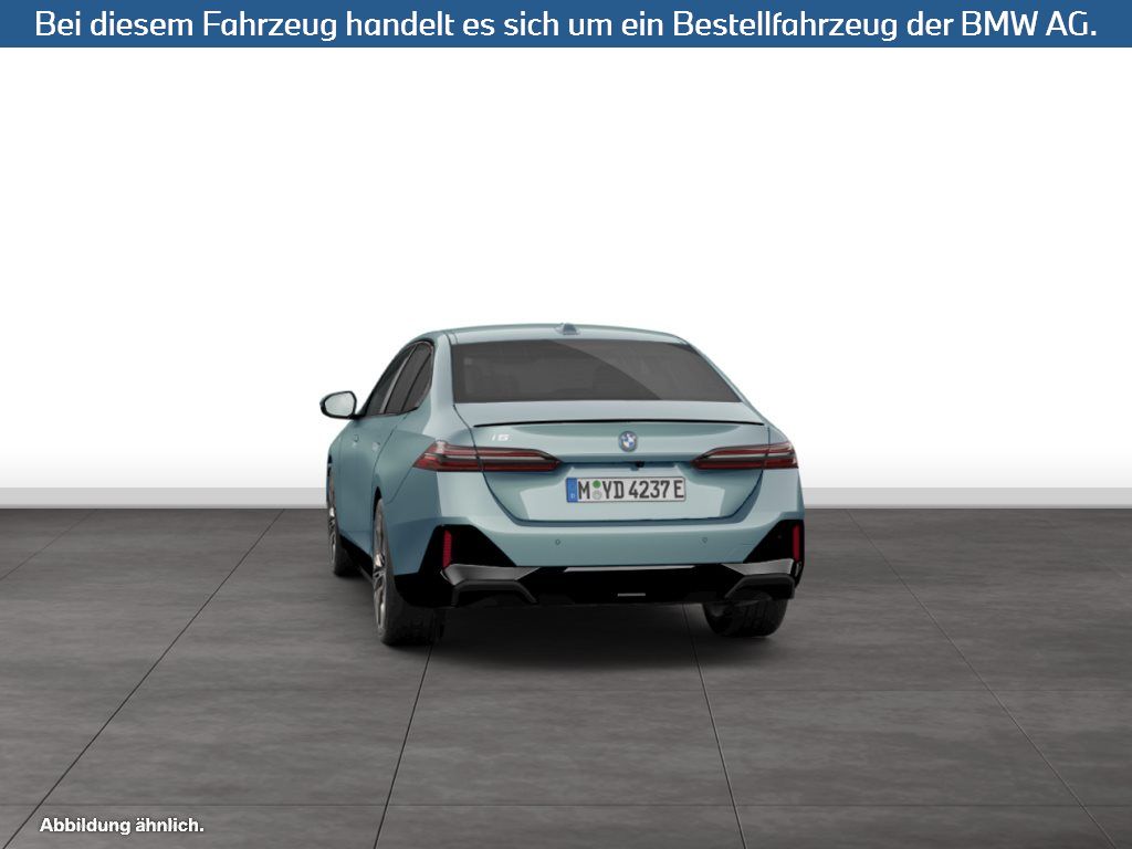 Fahrzeugabbildung BMW i5 eDrive40 Limousine