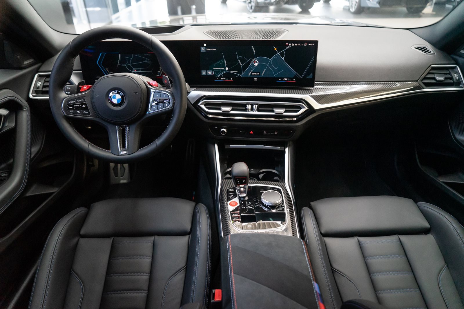 Fahrzeugabbildung BMW M2 Coupé [M Performance Parts Umbau, HUD, ACC]