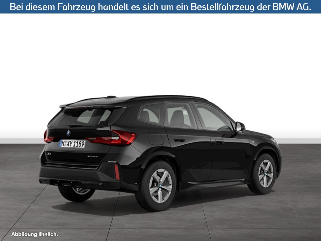 Fahrzeugabbildung BMW X1 xDrive23i