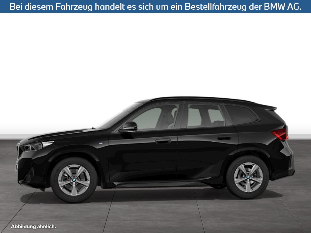 Fahrzeugabbildung BMW X1 xDrive23i