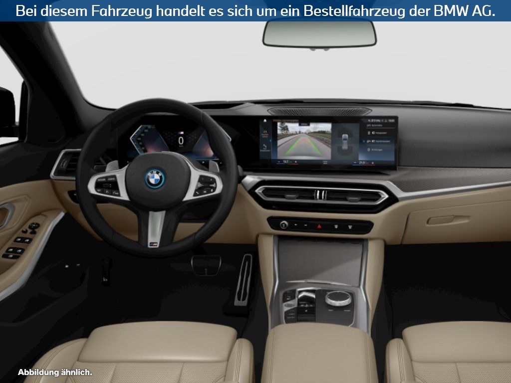 Fahrzeugabbildung BMW 330e Touring