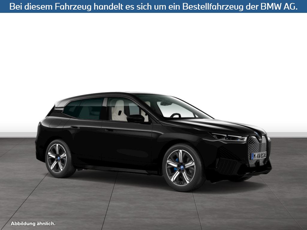 Fahrzeugabbildung BMW iX xDrive40