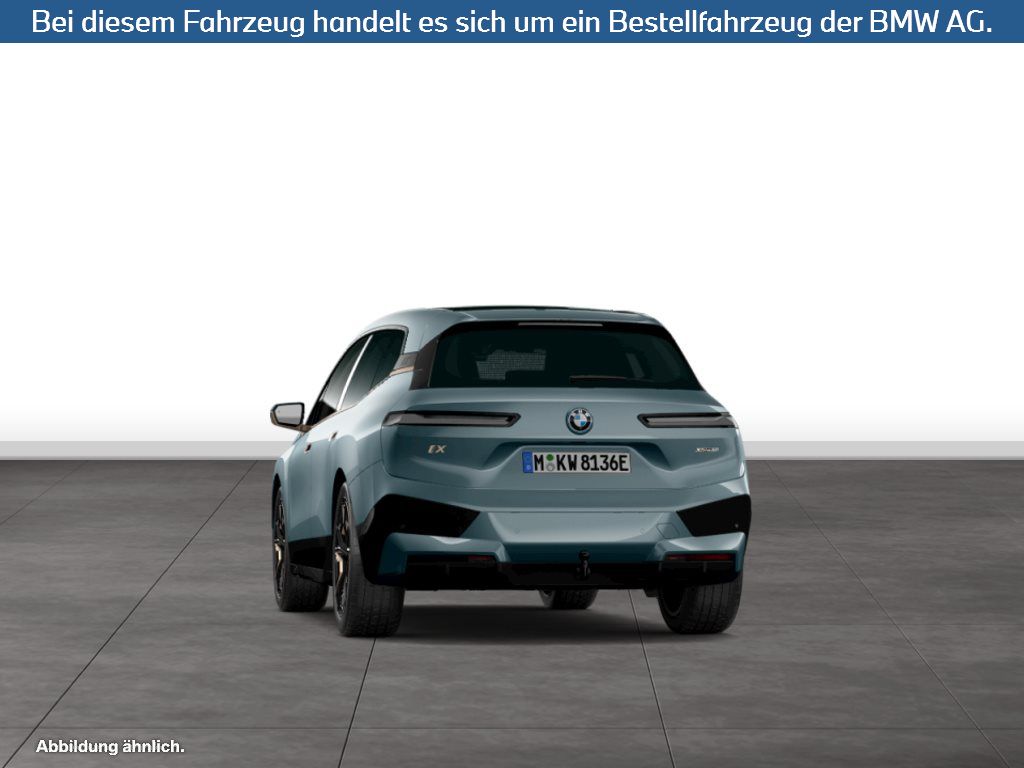 Fahrzeugabbildung BMW iX xDrive50