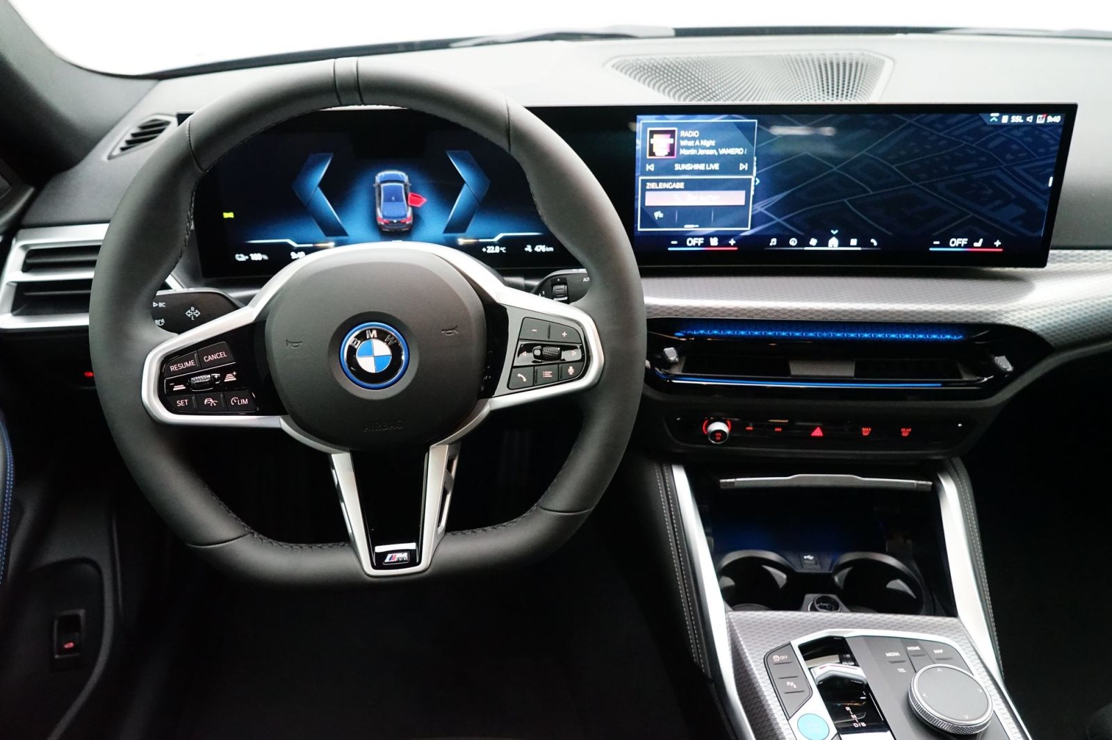 Fahrzeugabbildung BMW i4 eDrive35 [M Sport, Navi, AHK, RFK, 19 LMR]