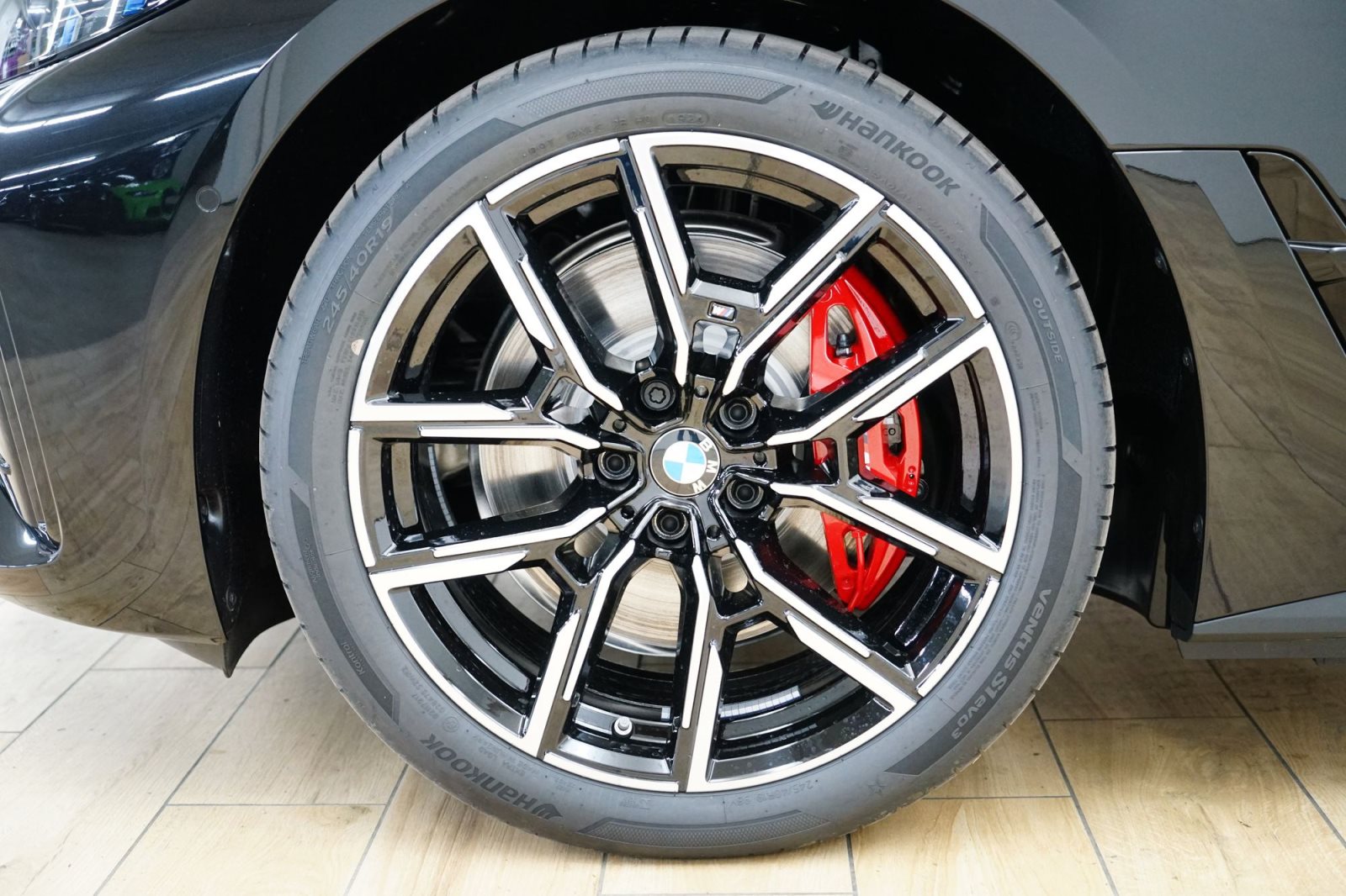 Fahrzeugabbildung BMW i4 eDrive35 [M Sport, Navi, AHK, RFK, 19 LMR]