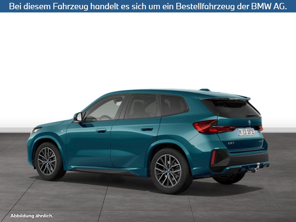 Fahrzeugabbildung BMW iX1 xDrive30