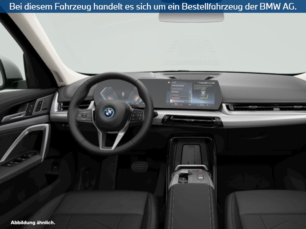 Fahrzeugabbildung BMW iX1 xDrive30