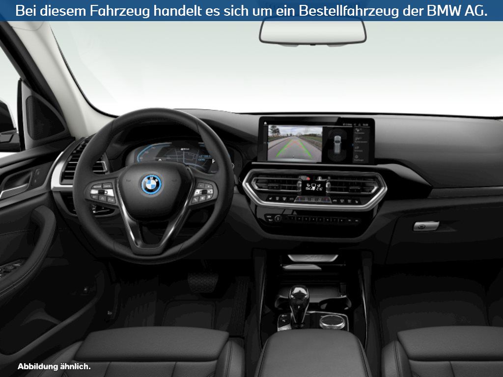 Fahrzeugabbildung BMW X3 xDrive30e