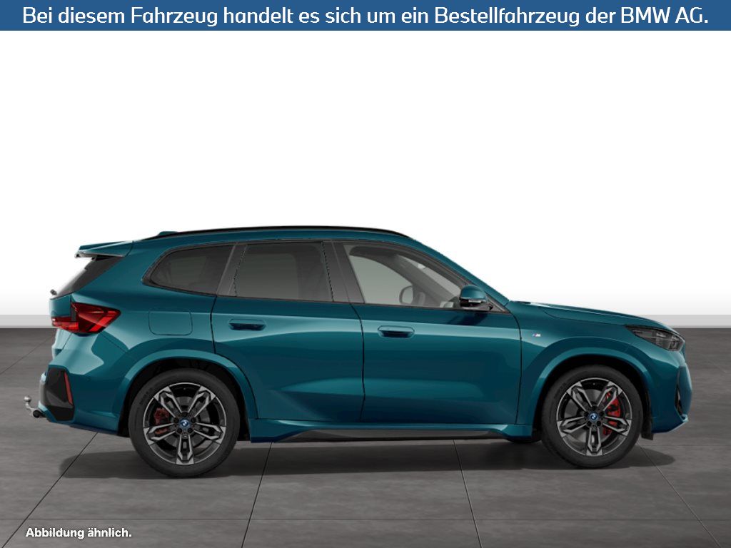 Fahrzeugabbildung BMW iX1 xDrive30