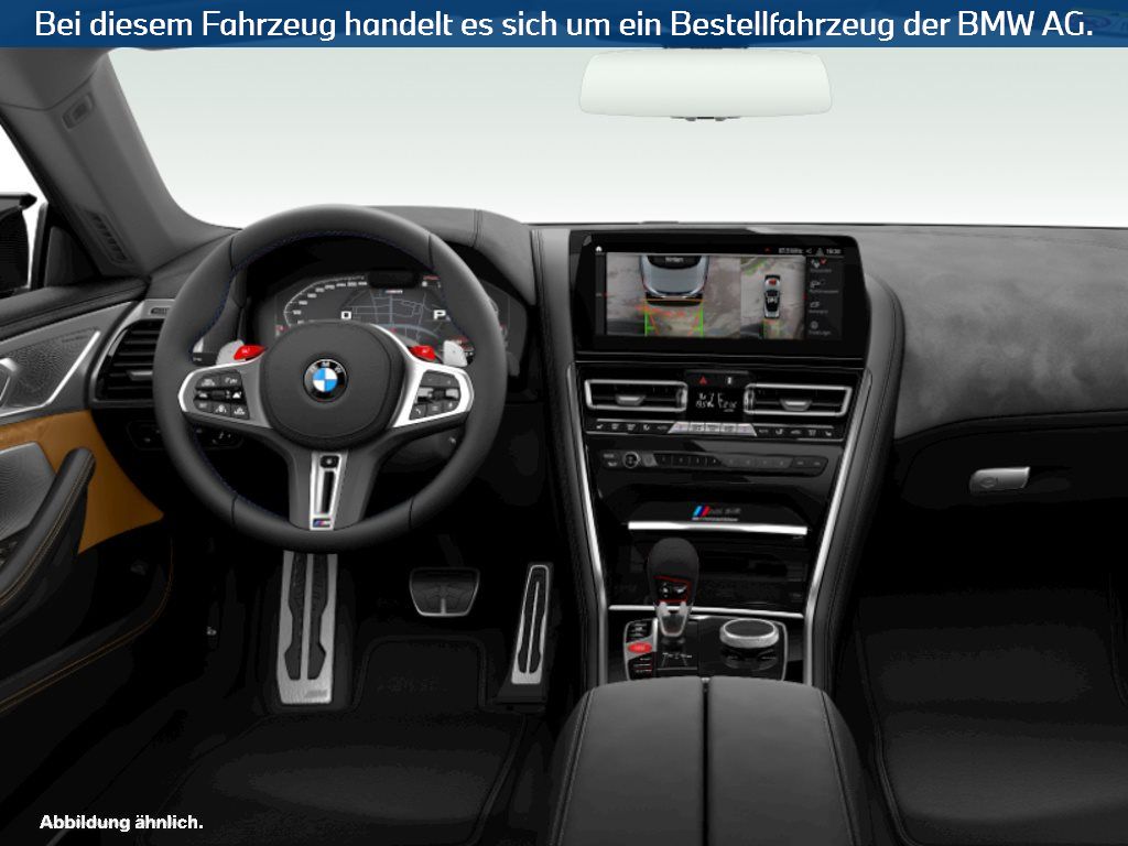 Fahrzeugabbildung BMW M8 Cabrio