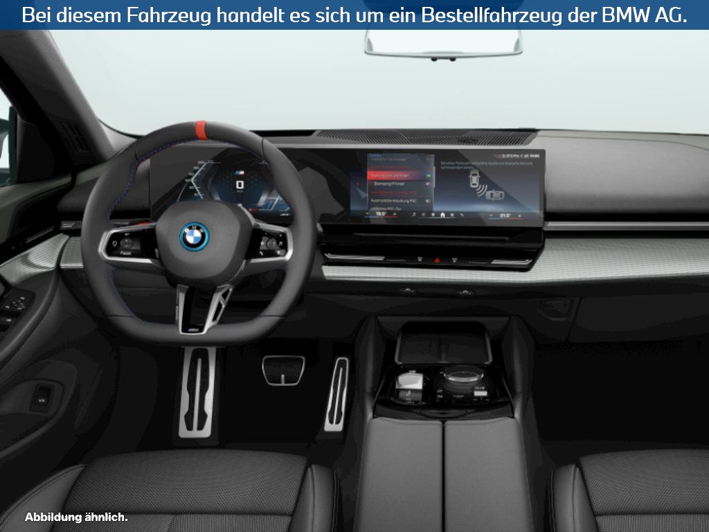 Fahrzeugabbildung BMW i5 M60 xDrive Limousine