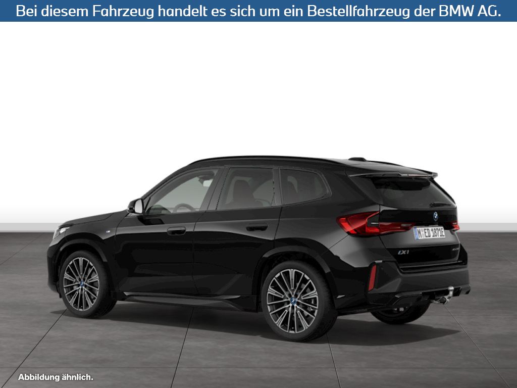 Fahrzeugabbildung BMW iX1 xDrive30