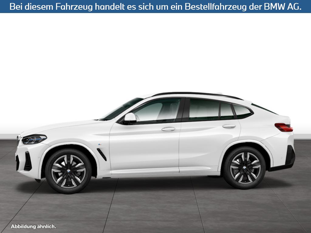 Fahrzeugabbildung BMW X4 xDrive30i