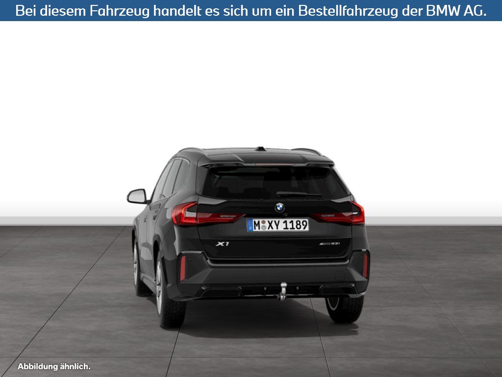 Fahrzeugabbildung BMW X1 xDrive23i