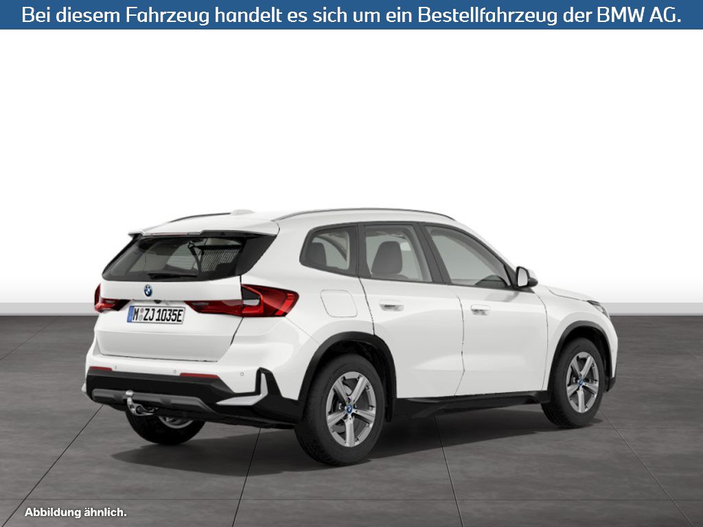 Fahrzeugabbildung BMW X1 xDrive25e