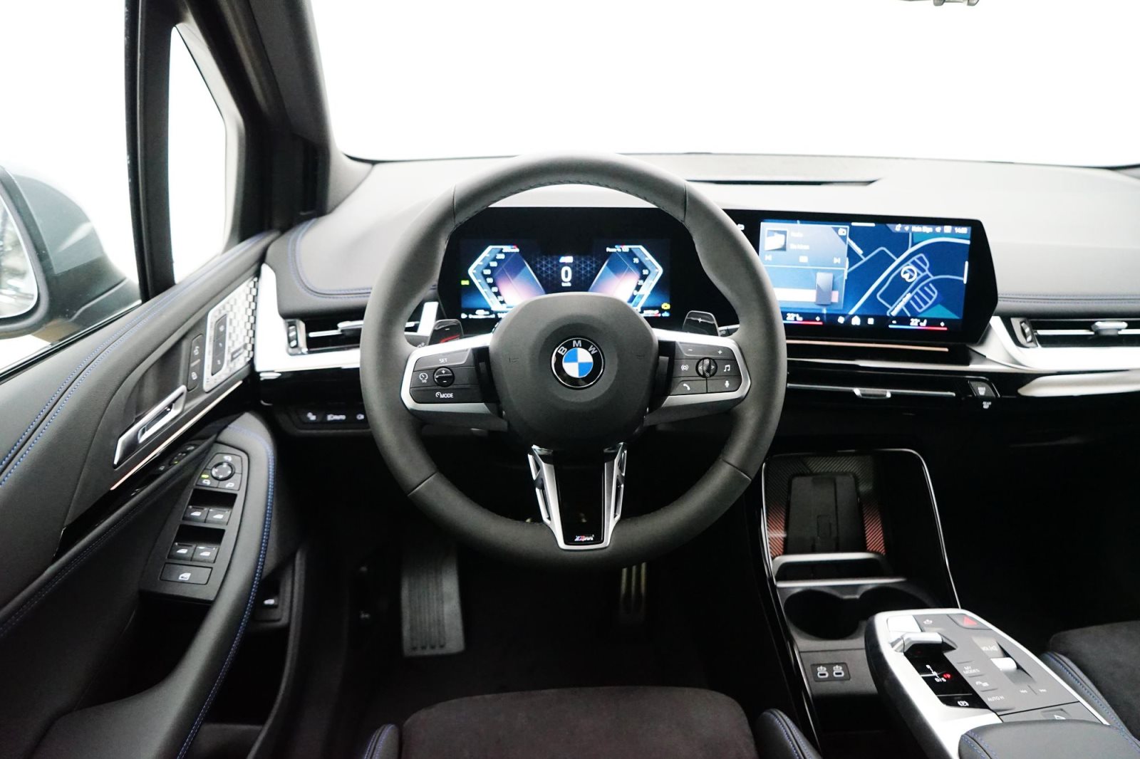 Fahrzeugabbildung BMW 220i Active Tourer [M Sport, AHK, ACC, RFK] DAB