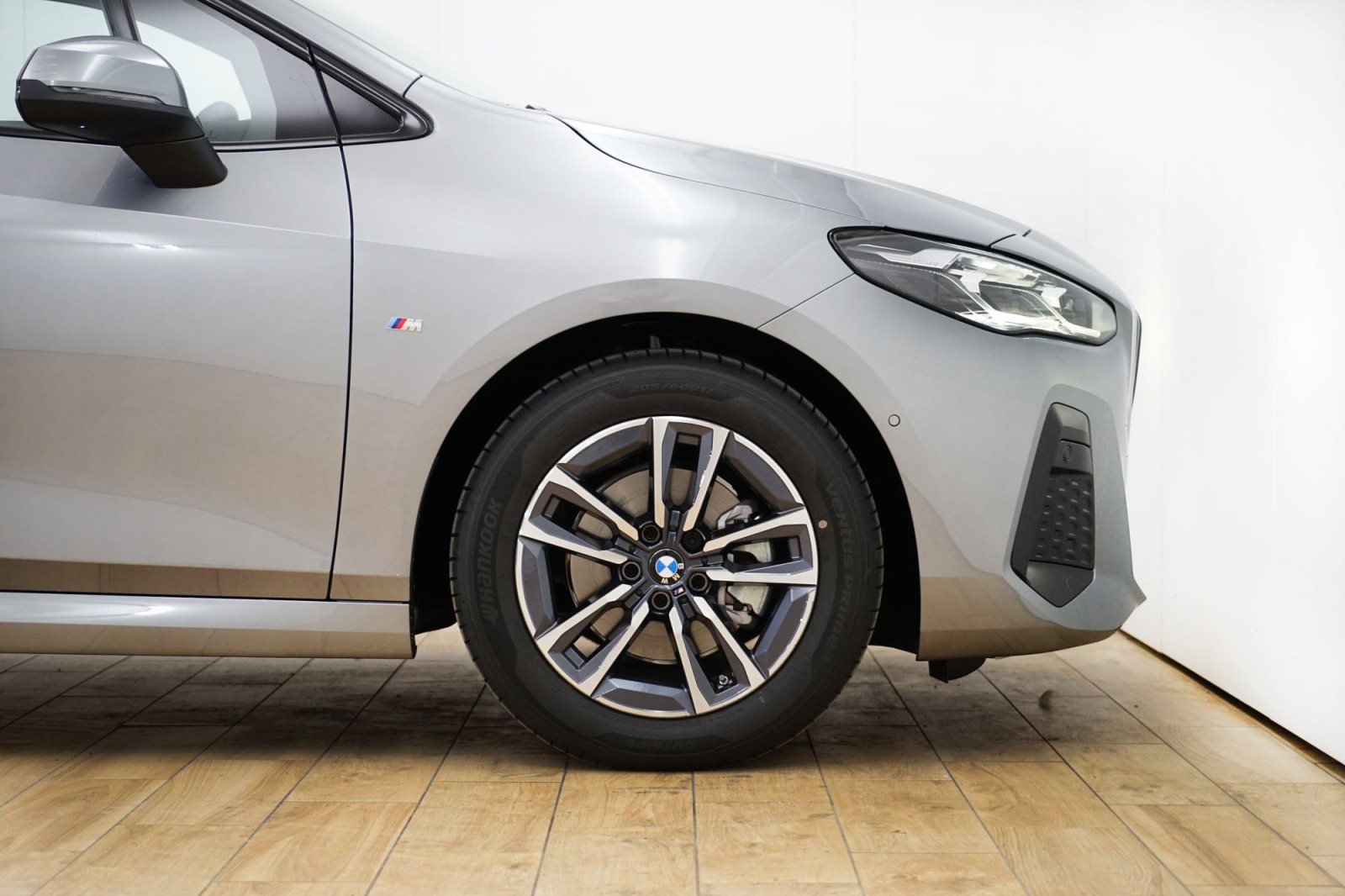 Fahrzeugabbildung BMW 220i Active Tourer [M Sport, AHK, ACC, RFK] DAB