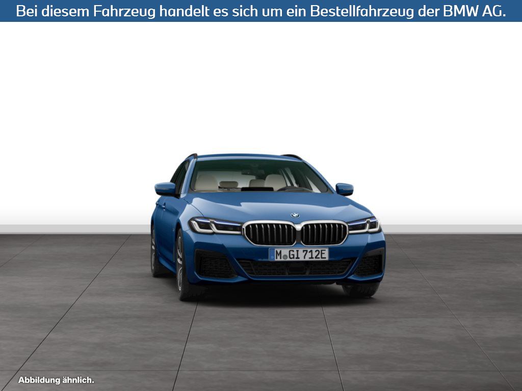 Fahrzeugabbildung BMW 530e Touring