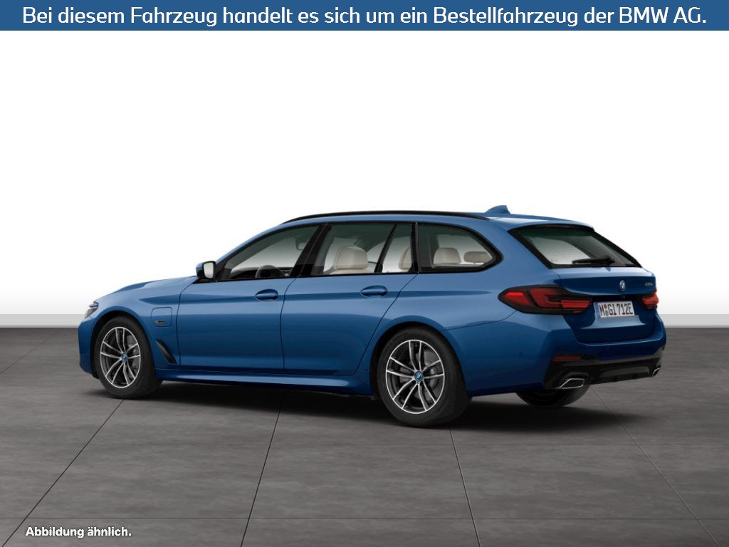 Fahrzeugabbildung BMW 530e Touring