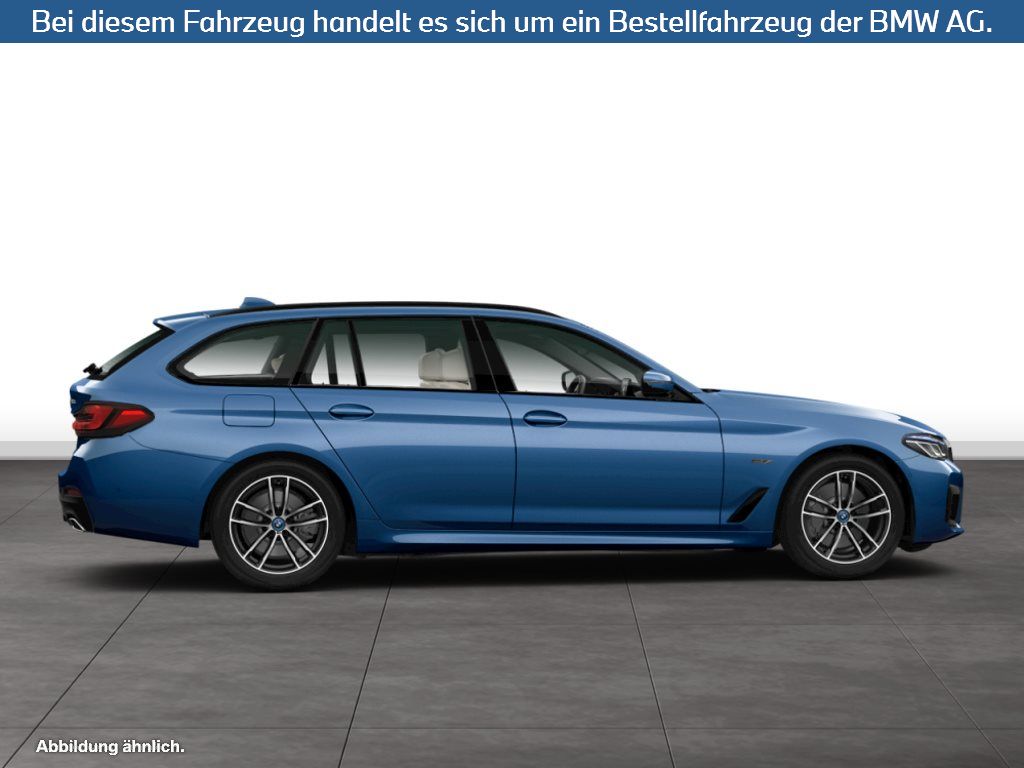 Fahrzeugabbildung BMW 530e Touring