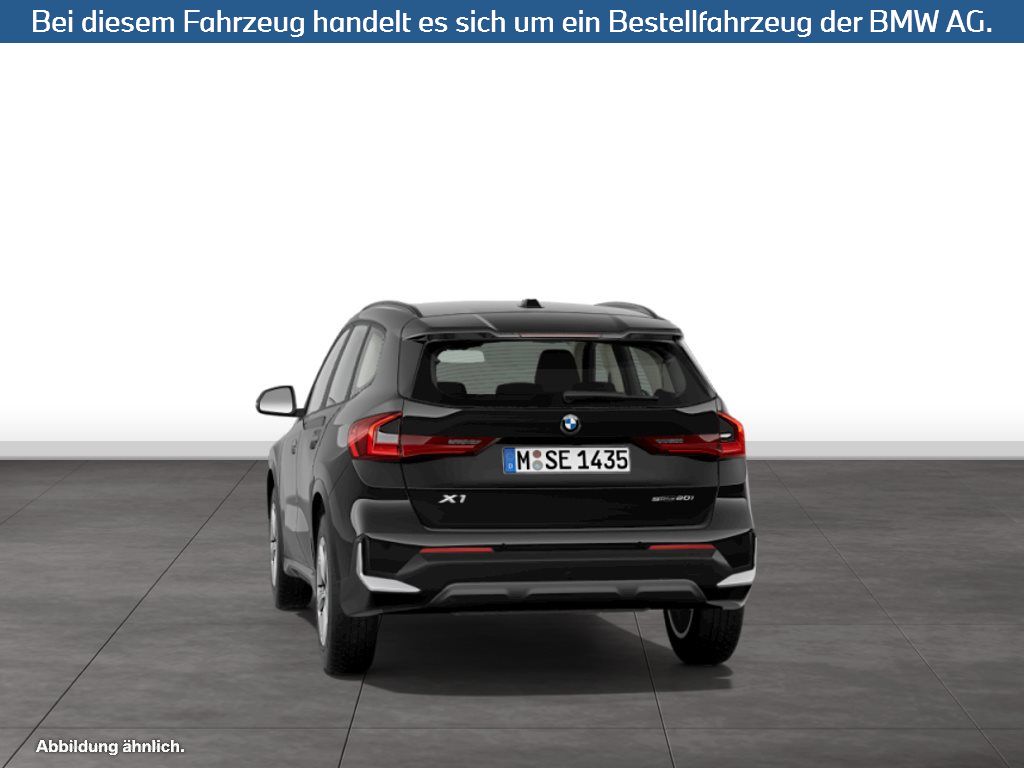 Fahrzeugabbildung BMW X1 sDrive20i