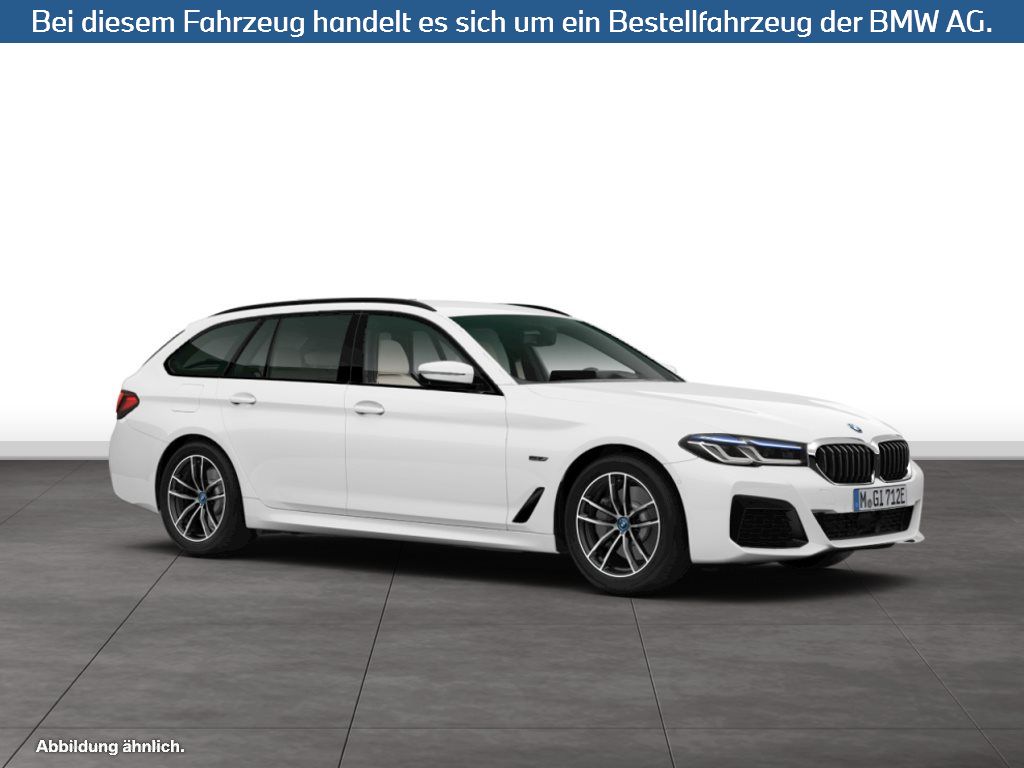 Fahrzeugabbildung BMW 530e Touring