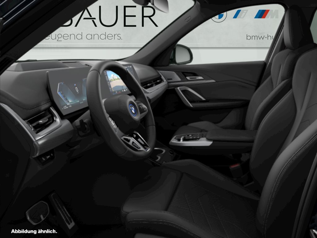 Fahrzeugabbildung BMW X1 xDrive30e [M Sport, HUD, AHK, ACC, GSD, 20 LMR]