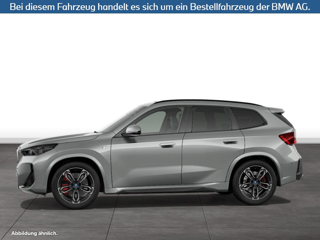 Fahrzeugabbildung BMW iX1 xDrive30