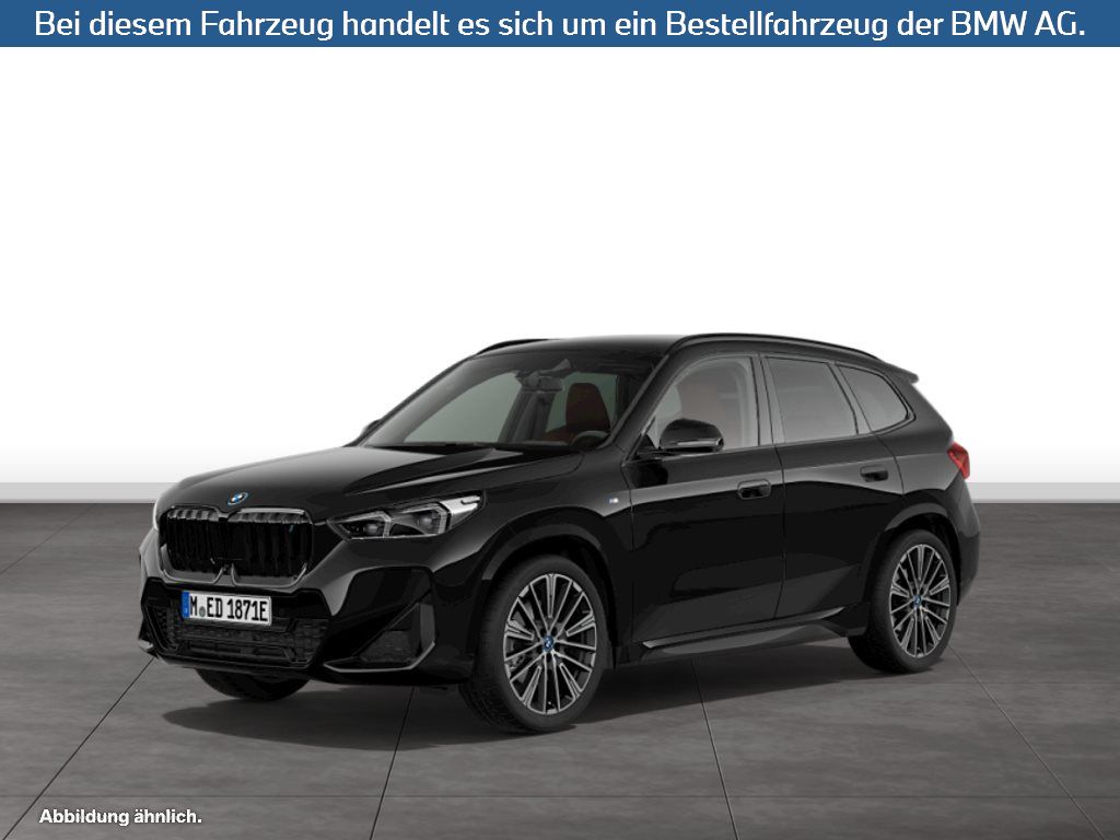 BMW iX1 xDrive30