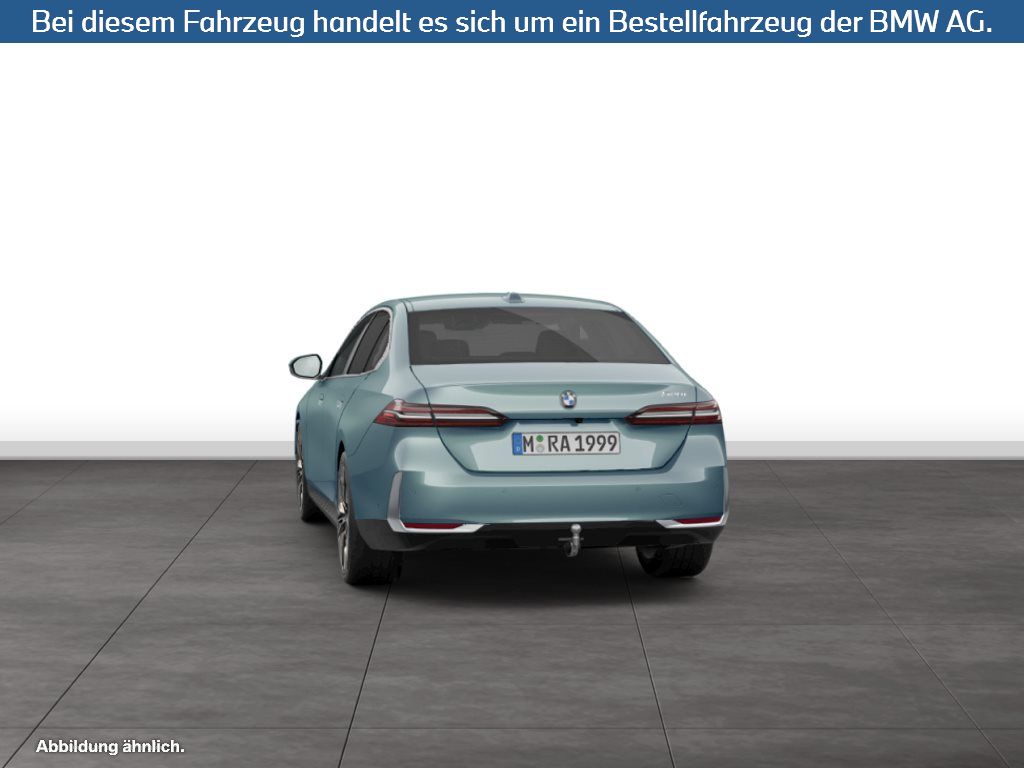 Fahrzeugabbildung BMW 520i Limousine