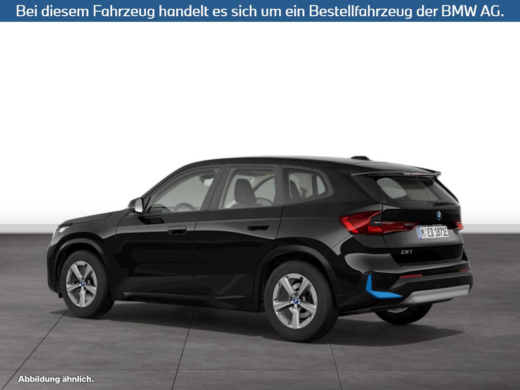 Fahrzeugabbildung BMW iX1 xDrive30