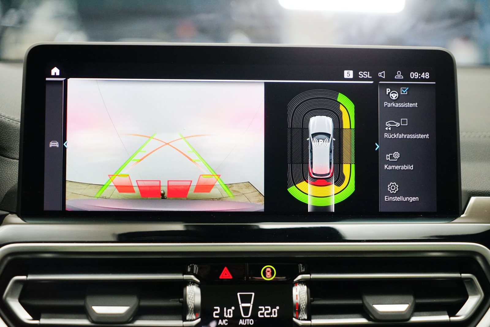 Fahrzeugabbildung BMW iX3 [Inspiring, M Sport, Live Cockpit Prof.]