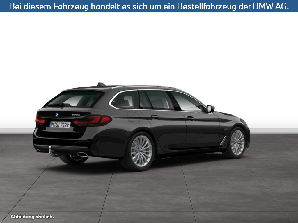 Fahrzeugabbildung BMW 530e Touring