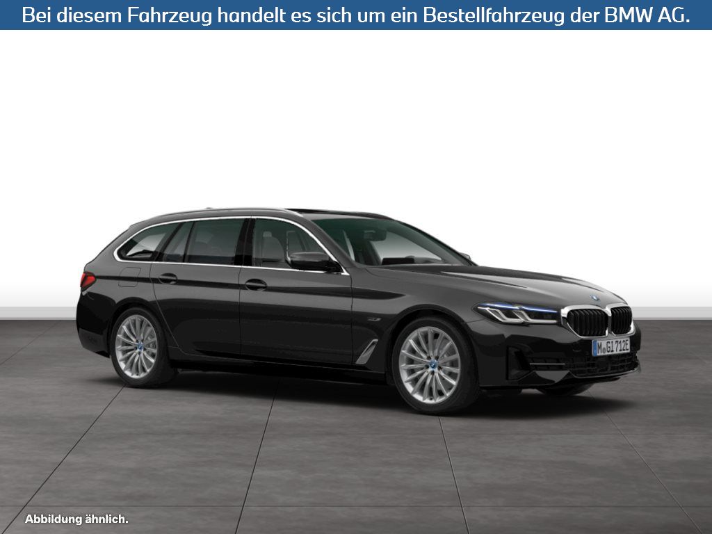 Fahrzeugabbildung BMW 530e Touring